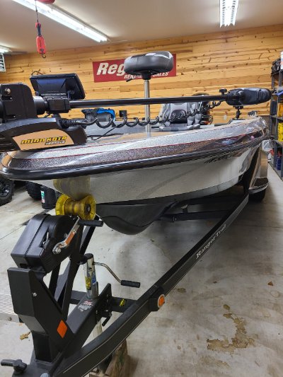 2018 Ranger 620T 20 ft | Gasoline