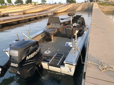 2014 Lund Pro-V 1875 19 ft | Walleye, Bass, Trout, Salmon Fishing Boat