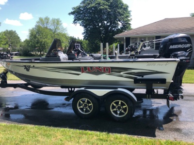 2014 Lund Pro-V 1875 19 ft