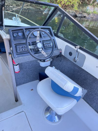 1979 Chris Craft Lancer 22 22 ft | Walleye, Bass, Trout, Salmon Fishing Boat