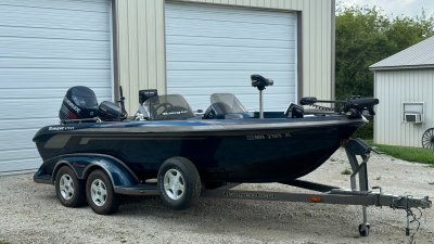 2002 Ranger 619 VS 19 ft