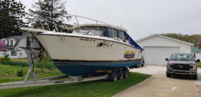 1981 Trojan Sport sedan 29 ft
