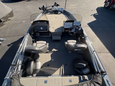 2019 Nitro ZV 19 19 ft | Gasoline