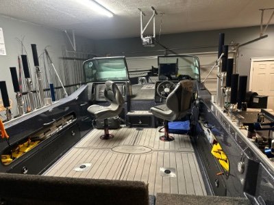 2021 Warrior 238 23 ft | Lake Erie