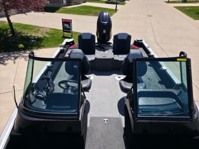 2022 Alumacraft Competitor FSX 175 18 ft | Omaha, NE \ Okoboji, IA