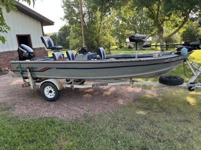 1987 Alumacraft Pro 17 17 ft