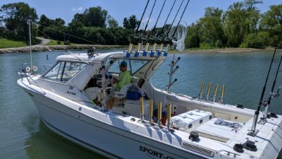 2001 Sportcraft 252 HardTop Express 25 ft | Lake Erie