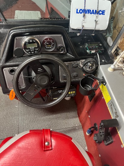 1993 Lund Fisherman 18 ft | Gasoline